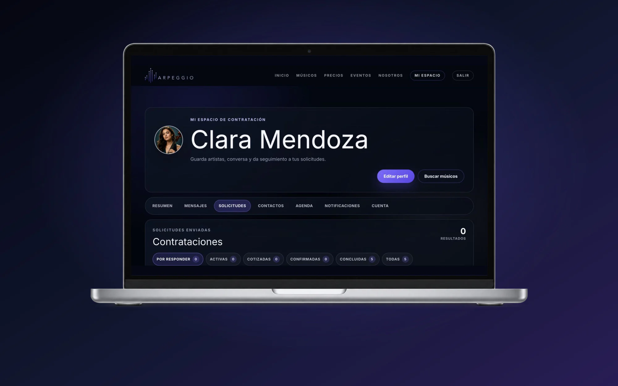 Solicitudes de contratación de Arpeggio presentadas en computadora